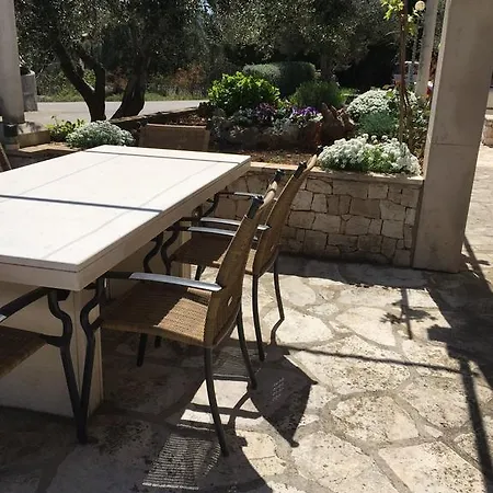 Nives Apartment *